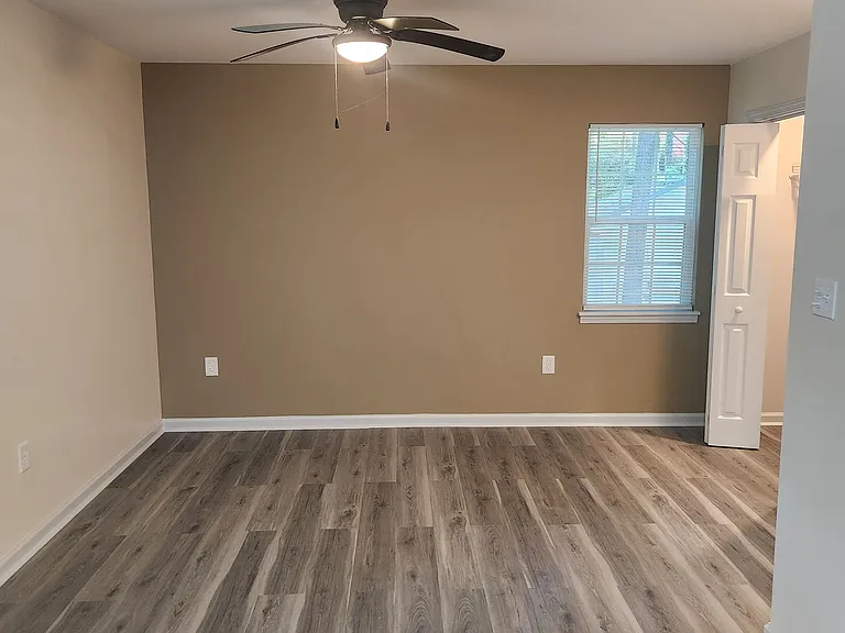 2526 Windmere Dr — Photo 7
