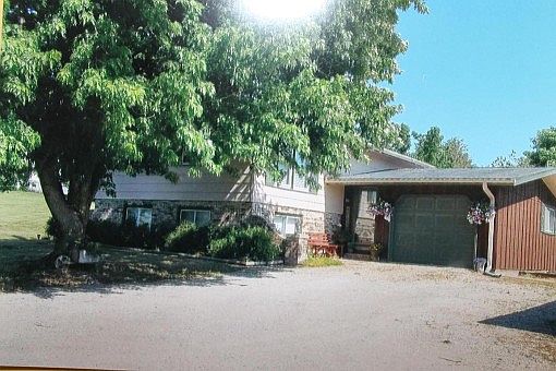 27561 275th St, Maryville, MO 64468 | Zillow