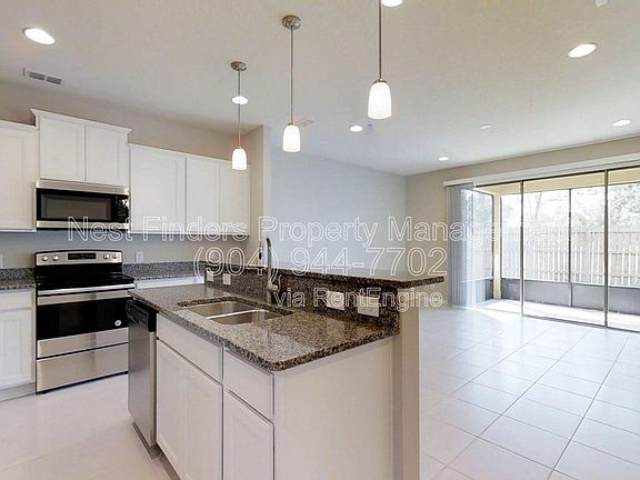 3rd image of 14312 Dovewind Ct