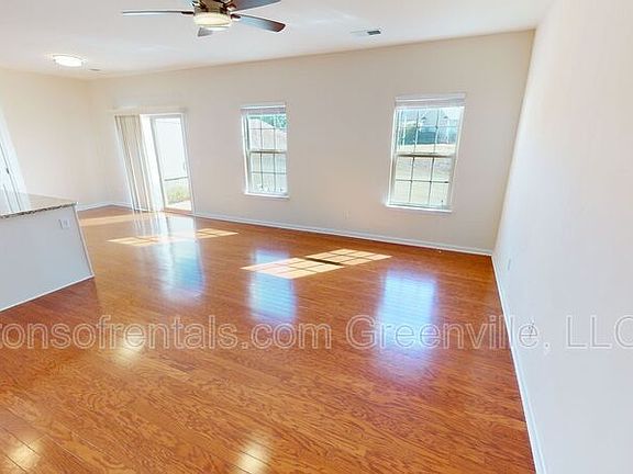 3rd image of 143 W Stableford Dr