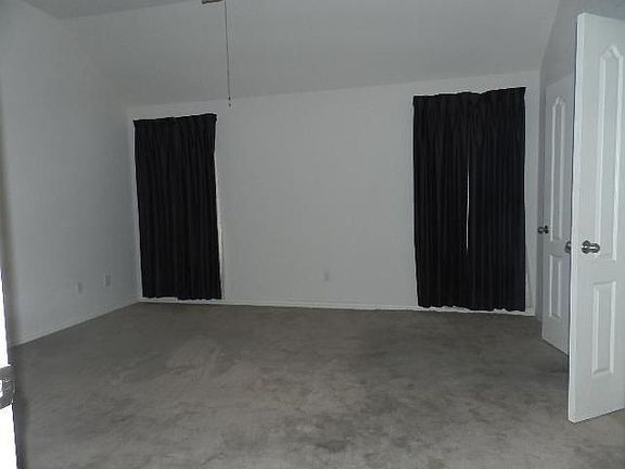 2nd image of 6825 Sierra Madre Dr