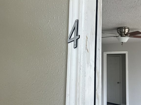 3rd image of 4522 Columbia Ave APT 4