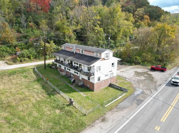 10073 E Dupont Ave, London, WV 25126