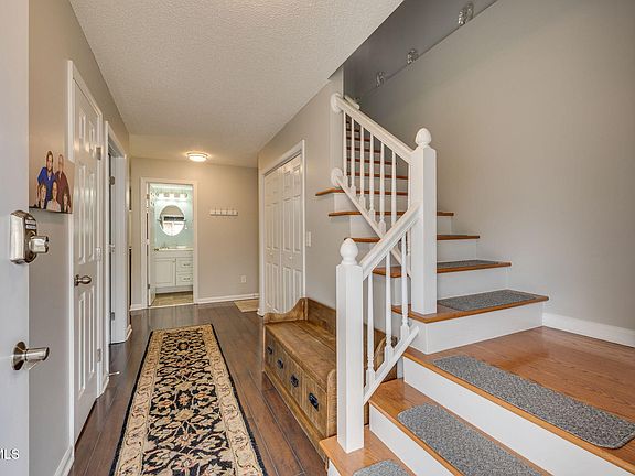 4th image of 2700 Indian Ridge Rd #4