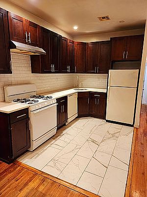 3rd image of 834 Flatbush Ave #2A