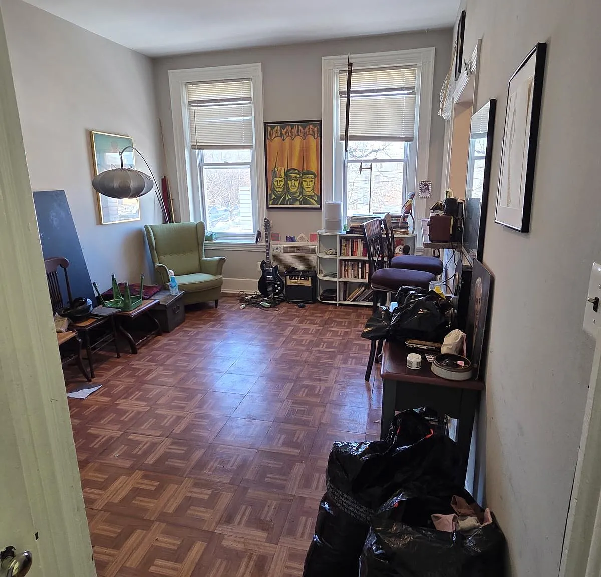 Studio, 350 sqft, $1,090 — Photo 3