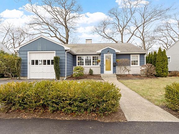 3rd image of 22 Pine Hill Rd
