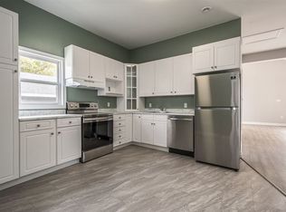 42 Belmont Ave, Dartmouth, NS B2W1E5
