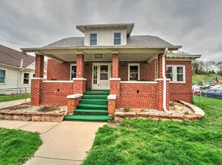 1219 N Broadway, Council Bluffs, IA 51503