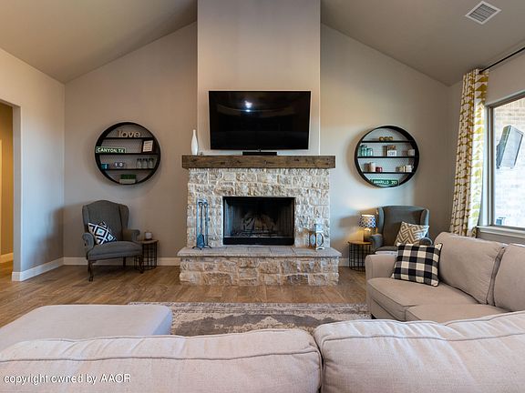 4th image of 20480 Firefly Ln