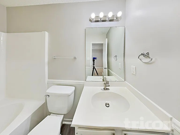 11608 Stewarts Crossing Dr — Photo 10