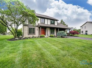 610 Kirkshire Dr, Perrysburg, OH 43551
