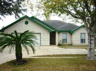 814 Jay Dr N, Palmhurst, TX 78573