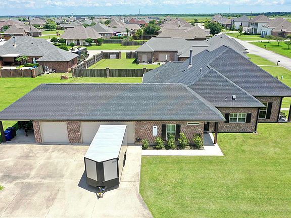 4th image of 171 Smithfield Dr