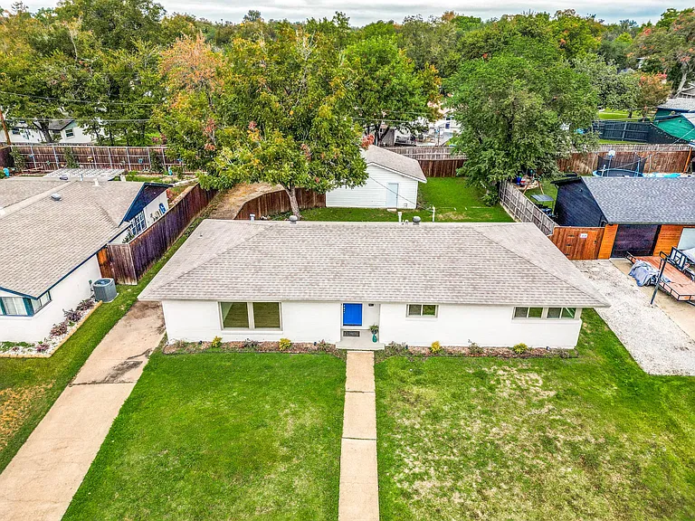 3517 Woodleigh Dr — Photo 26