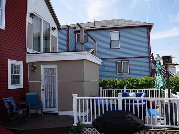 2nd image of 78 Elmwood St