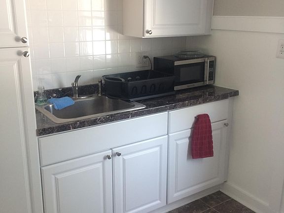 4th image of 225 Keller Ave Floor 2