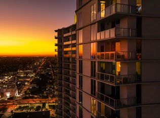 185 SW 7th St APT 4012, Miami, FL 33130