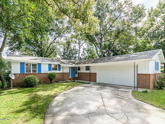 2nd image of 1213 Timber Ln