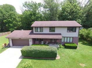 7557 S Sandcreek Dr, Columbus, IN 47201