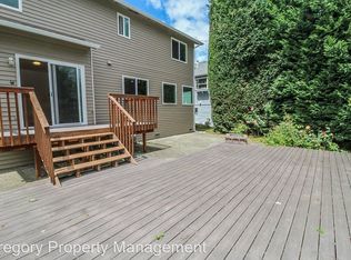 16900 126th Ave NE, Woodinville, WA 98072
