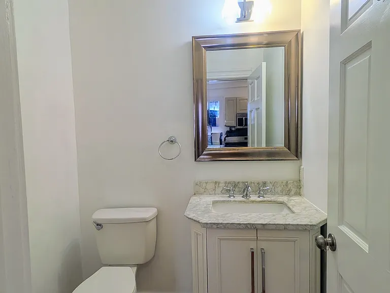 11 Linden St #2 — Photo 9