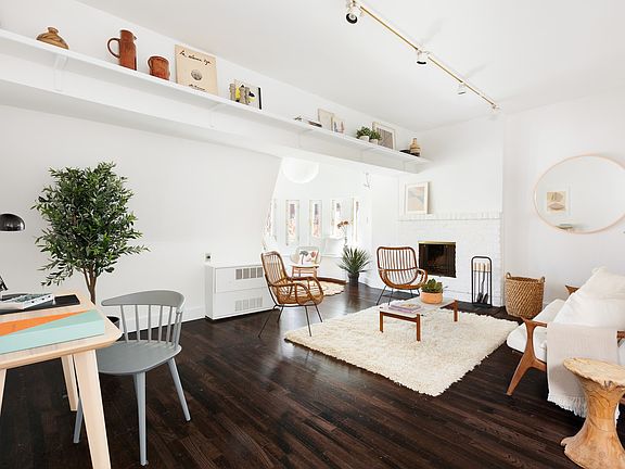 3rd image of 114 Pierrepont St APT 5