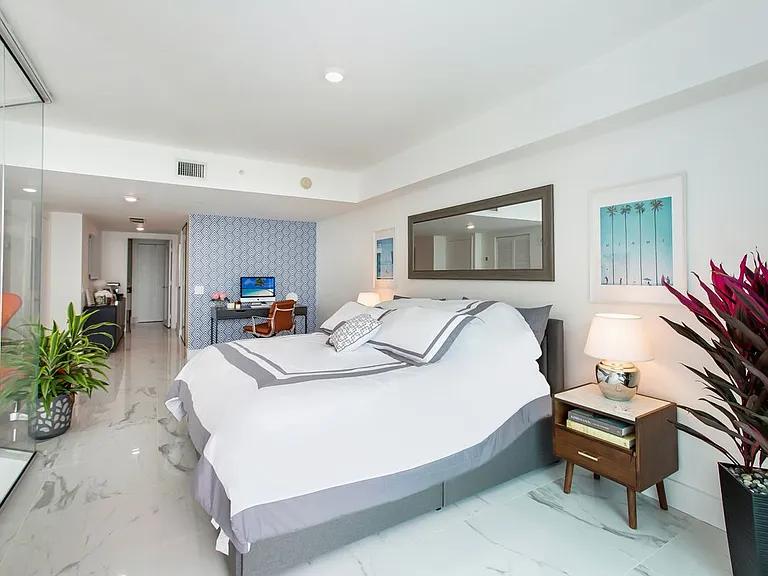 41 SE 5th St #2109 — Photo 8