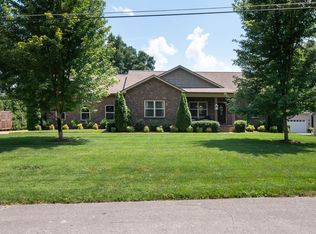 1616 Shady Crest Dr, Lebanon, TN 37087