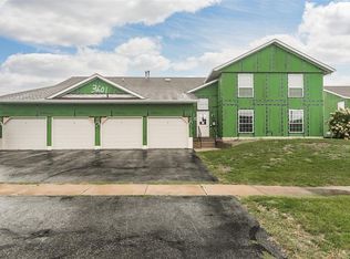 3601 Foxborough Ter NE APT B, Cedar Rapids, IA 52402