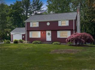 213 Buttonball Ln, Glastonbury, CT 06033