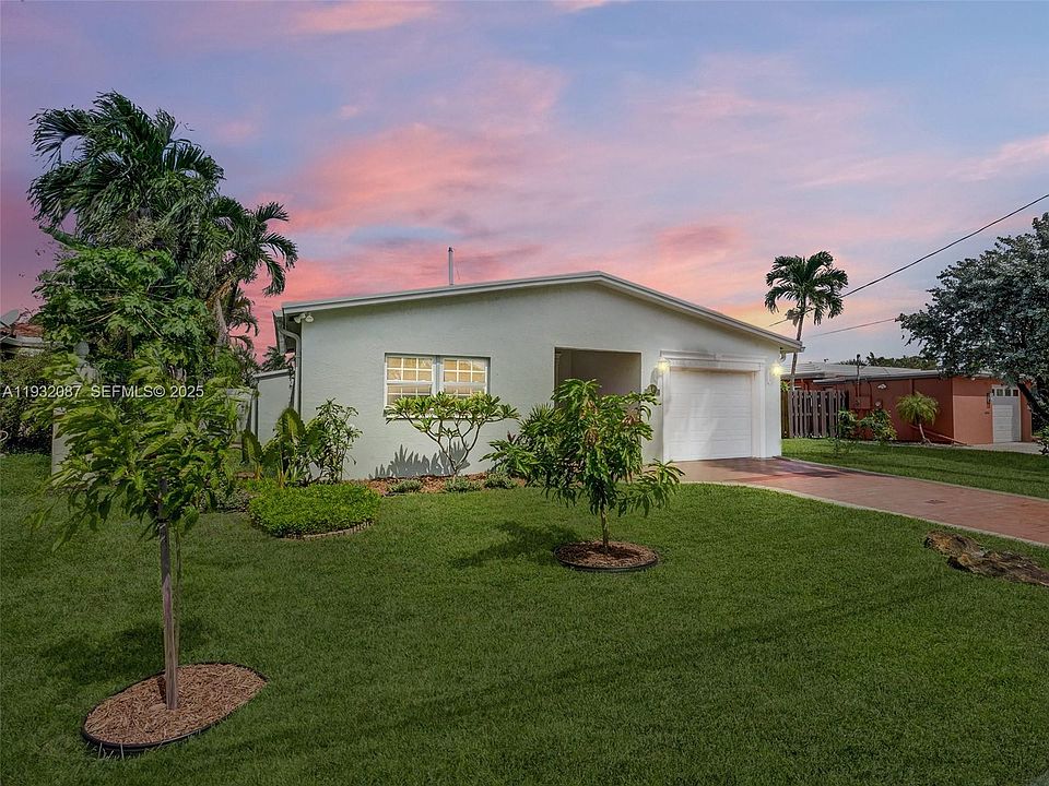 1st image of 1205 Guava Isle