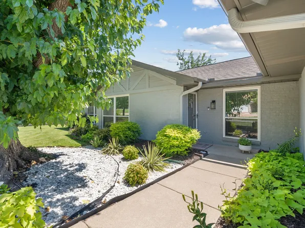 2954 Softwind Trl, Fort Worth, TX 76116