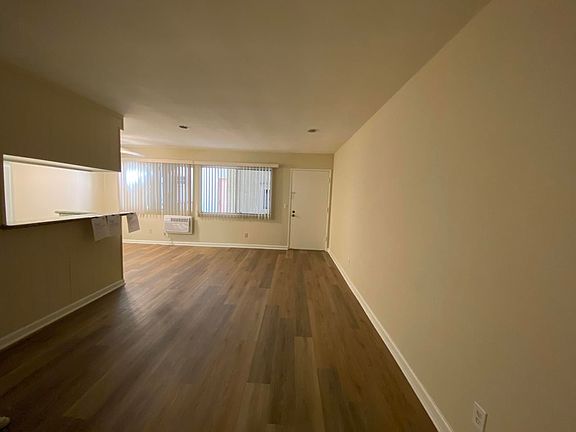 5th image of 520 S 6th St #G