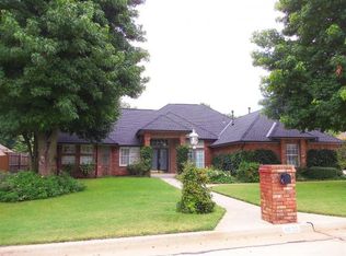 4620 Crystal Lake Rd, Norman, OK 73072