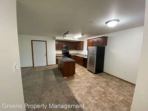 3rd image of 1421 Evergreen Park Dr SW Unit 101