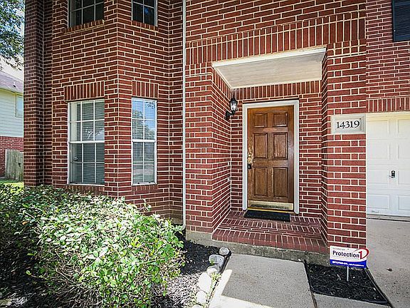 3rd image of 14319 Berrington Dr
