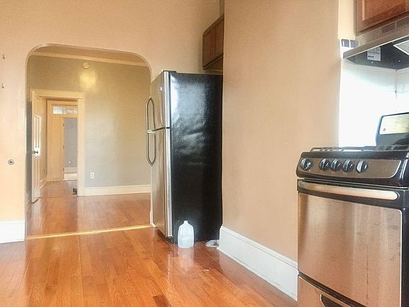 2nd image of 262 Himrod St APT 3L