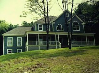 3 Bridle Path, Newtown, CT 06477