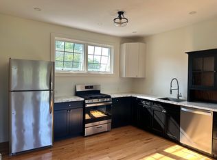 100 Stark Hwy S, Dunbarton, NH 03046