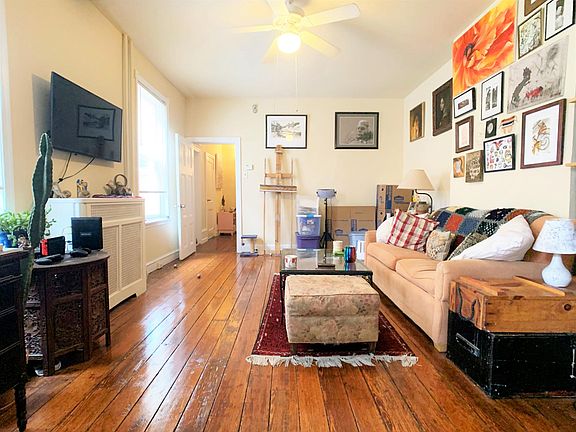 3rd image of 725 N 5th St #1