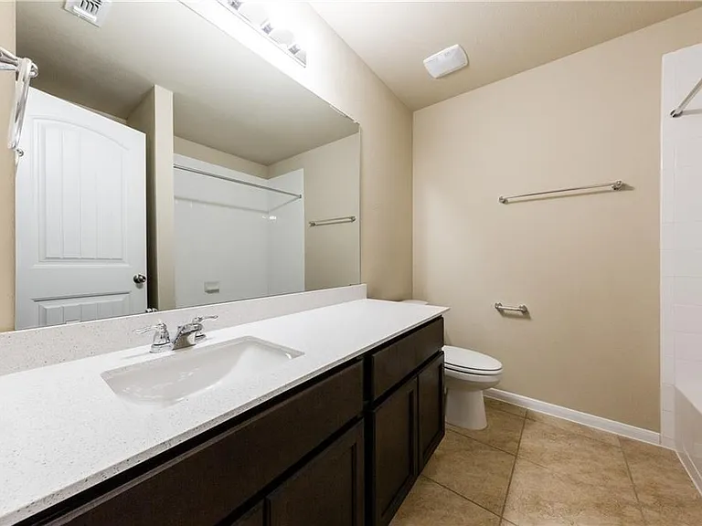 7217 Branrust Dr — Photo 32