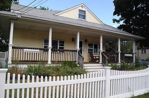 1st image of 318 Manet Ave