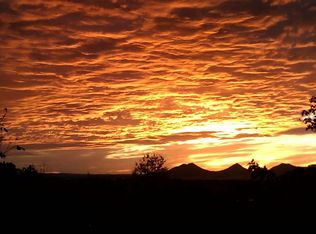 13 Sabroso Rd, Santa Fe, NM 87508