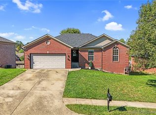 7909 Hillside Dr, Sellersburg, IN 47172