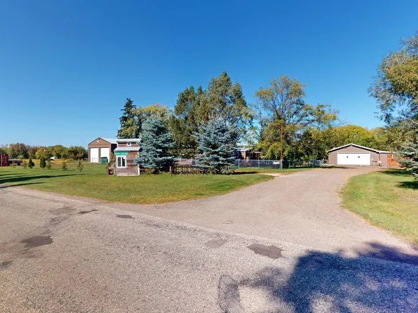 27324 Township Road 522, Parkland County, AB T7X 3S2