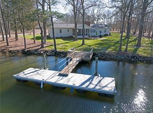 181 Todds Creek Ln, Mathews, VA 23109