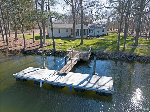181 Todds Creek Ln, Mathews, VA 23109