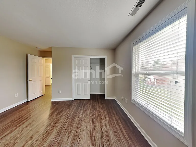 12523 Doe Ln — Photo 21