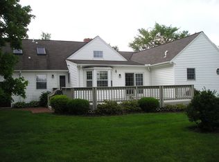 26744 Cook Rd, Olmsted Township, OH 44138